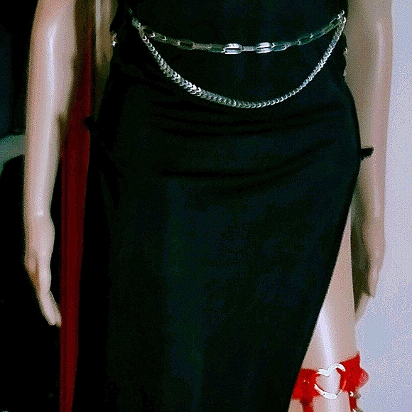 Meet your Posher, Tina - Picture 3 of 4